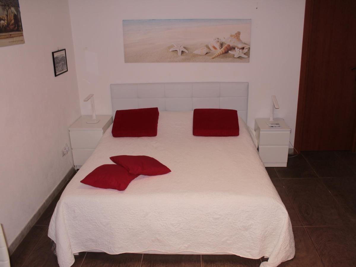 Arenada Private Rooms&Apartment sud Cagliari Exterior foto